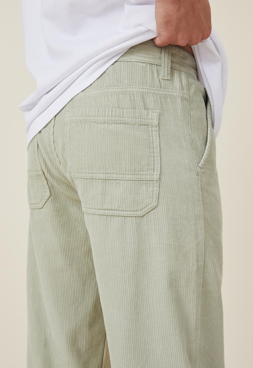 Cotton On - Loose fit pant - field green cord 