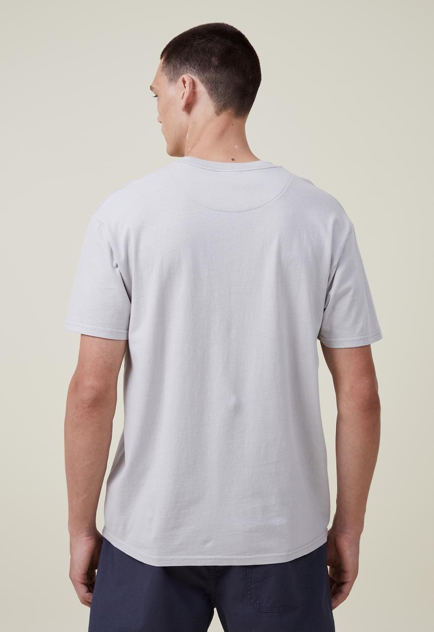 Cotton On - Premium loose fit classic T-shirt - gunpowder grey/sport active