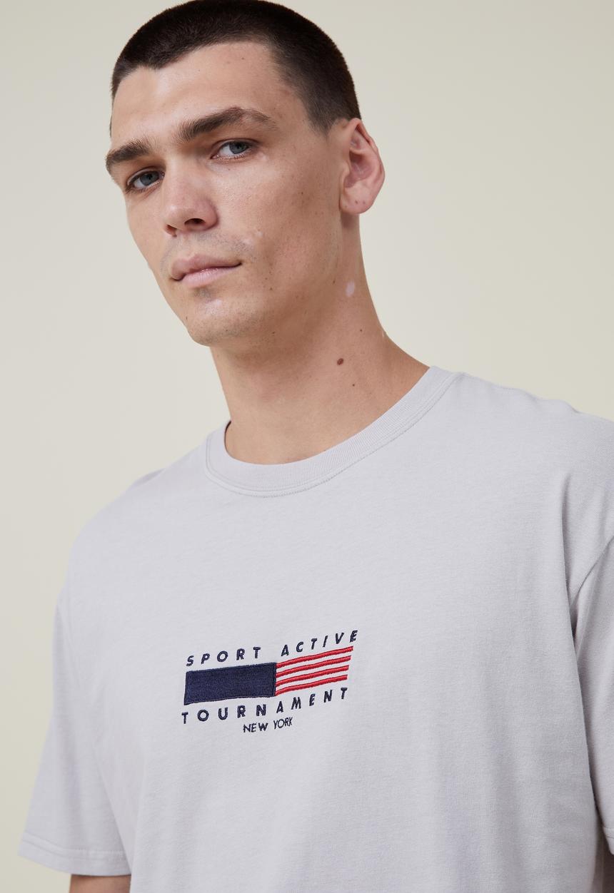Cotton On - Premium loose fit classic T-shirt - gunpowder grey/sport active