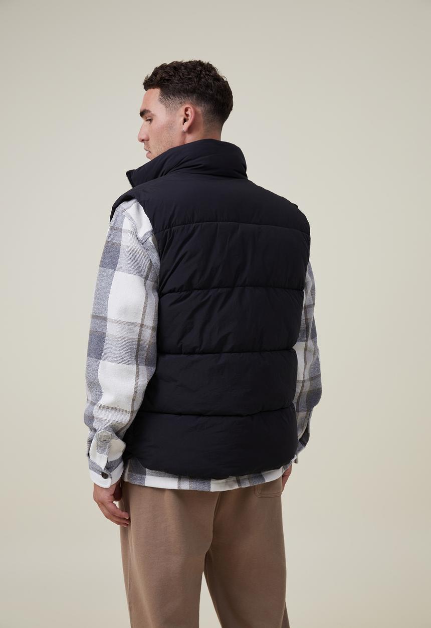 Cotton On - Recycled puffer vest - black