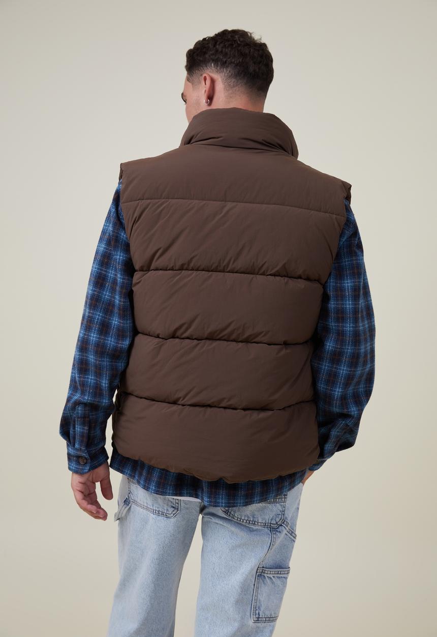 Cotton On - Recycled puffer vest - chocolate