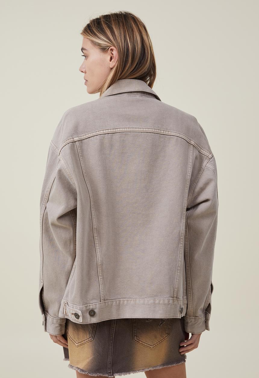 Cotton On - The oversized denim jacket - earthy sand