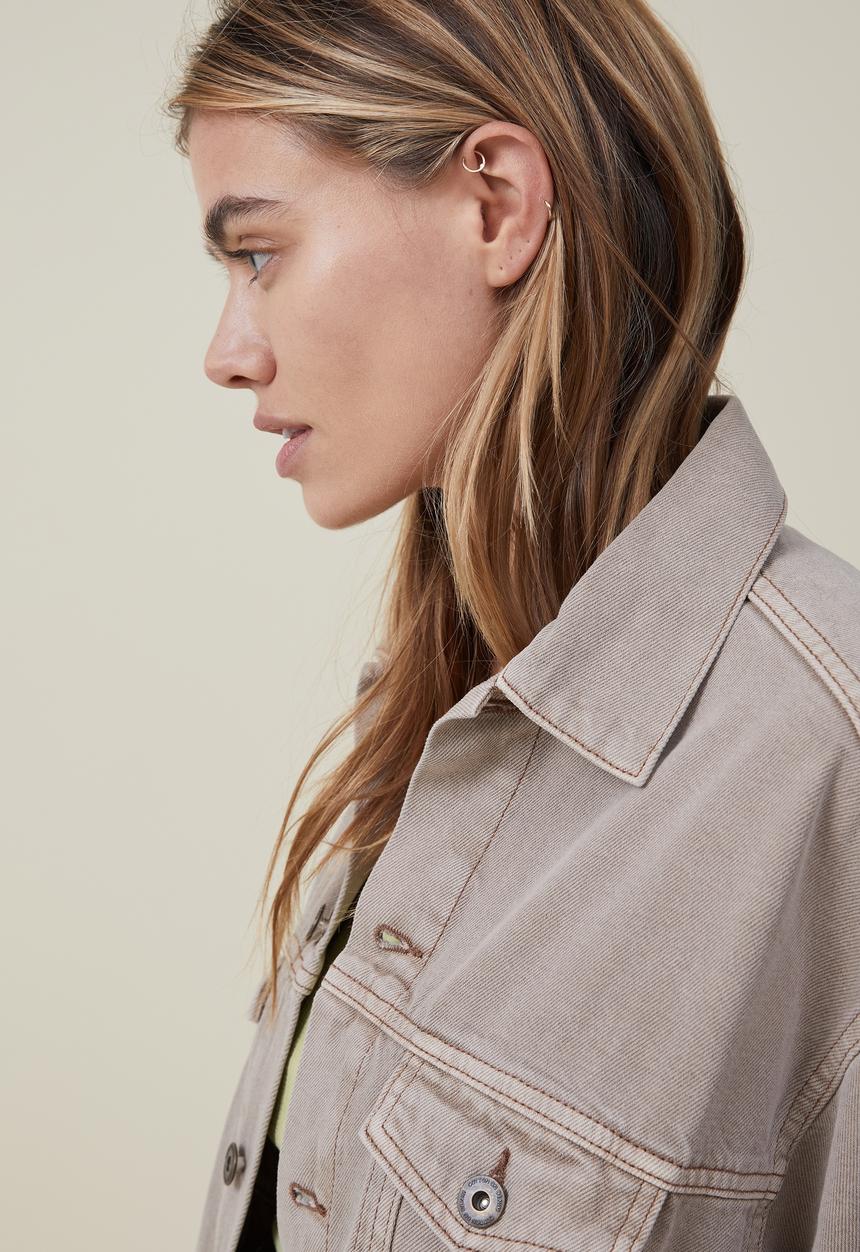 Cotton On - The oversized denim jacket - earthy sand