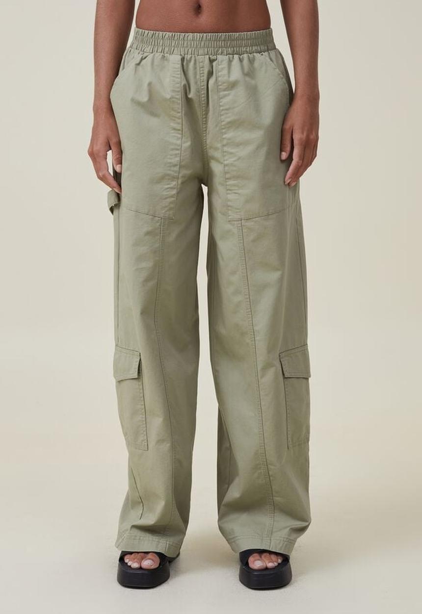 Cotton On - Quinn cargo pant - moss green