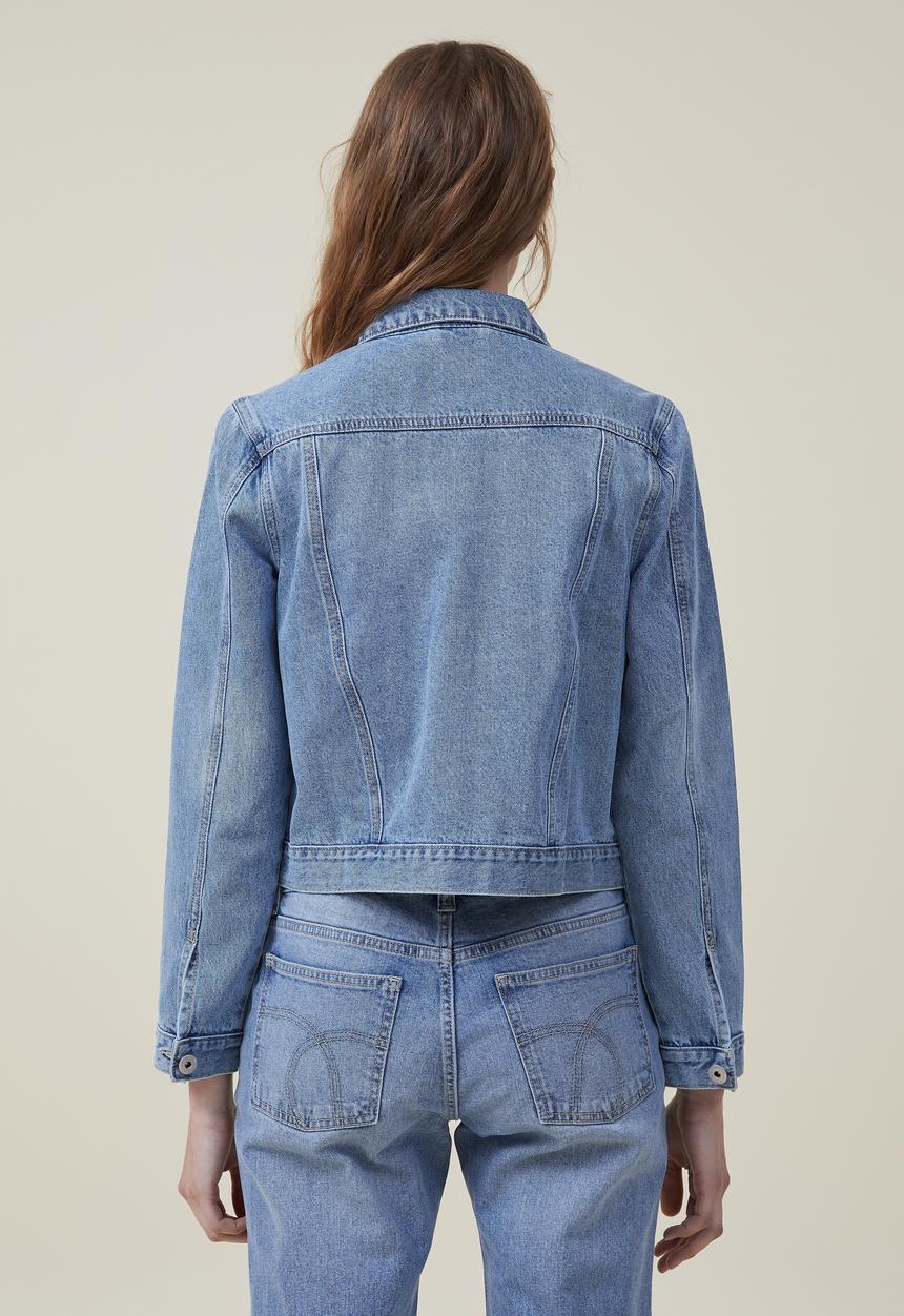 Cotton On - Girlfriend denim jacket - bells blue