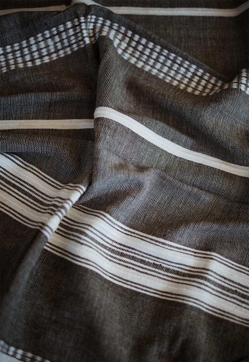 Ecru - Adwa hand towel - granite