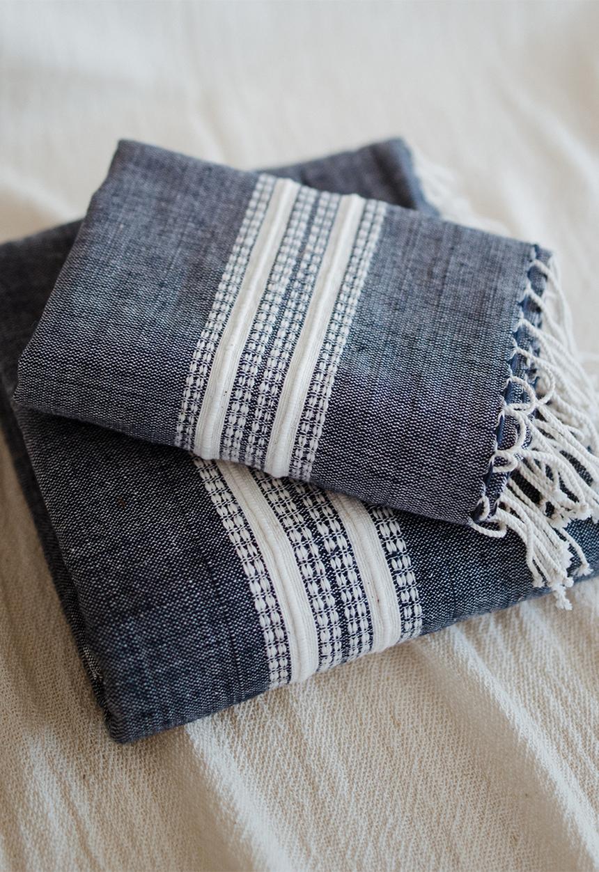 Ecru - Adwa hand towel - navy