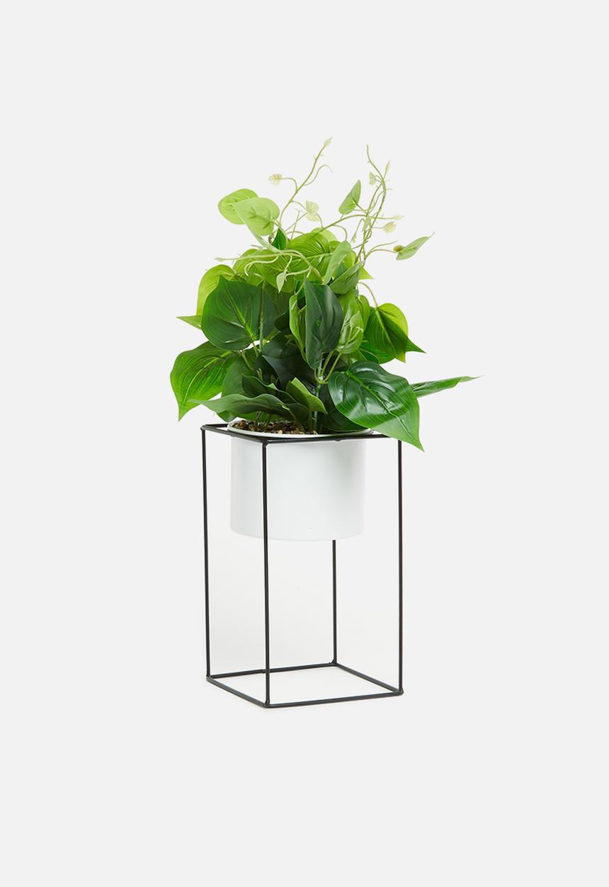 H&S - Artificial plant in stand - white