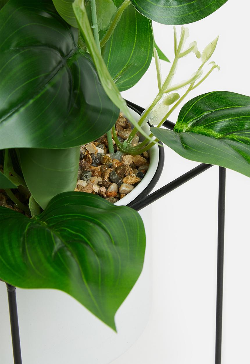 H&S - Artificial plant in stand - white