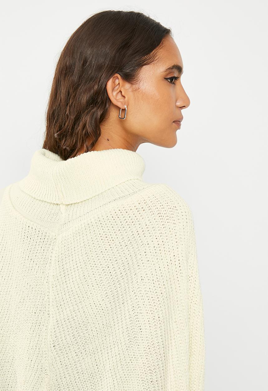 dailyfriday - Knitwear cape - ecru
