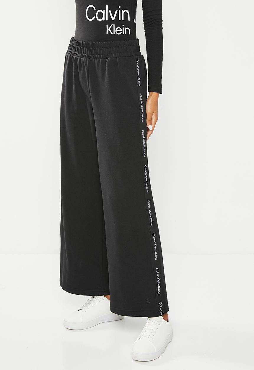Calvin Klein - Logo tape wide leg jog pants - ck black