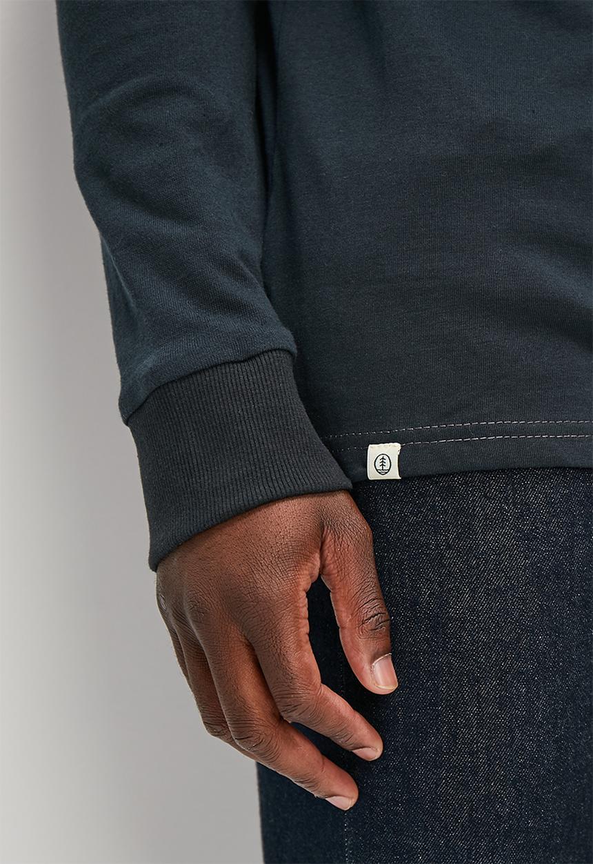 Lark & Crosse - Rugby jersey with chest graphic - navy