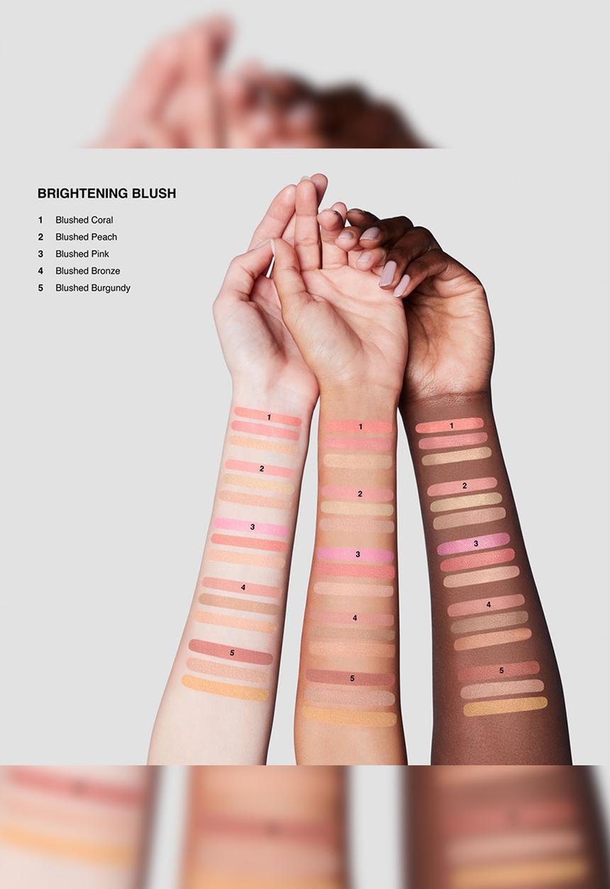 BOBBI BROWN - Brightening Blush - Blushed Coral