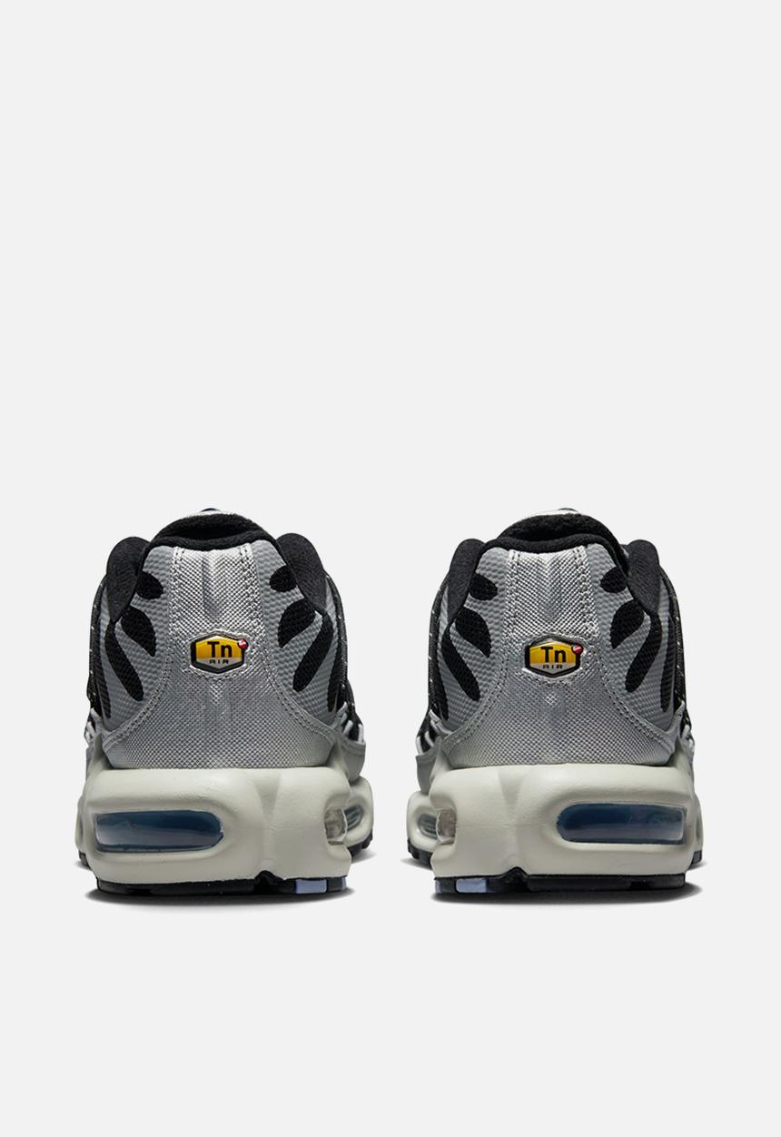 Nike - Air Max Plus - rave culture pack