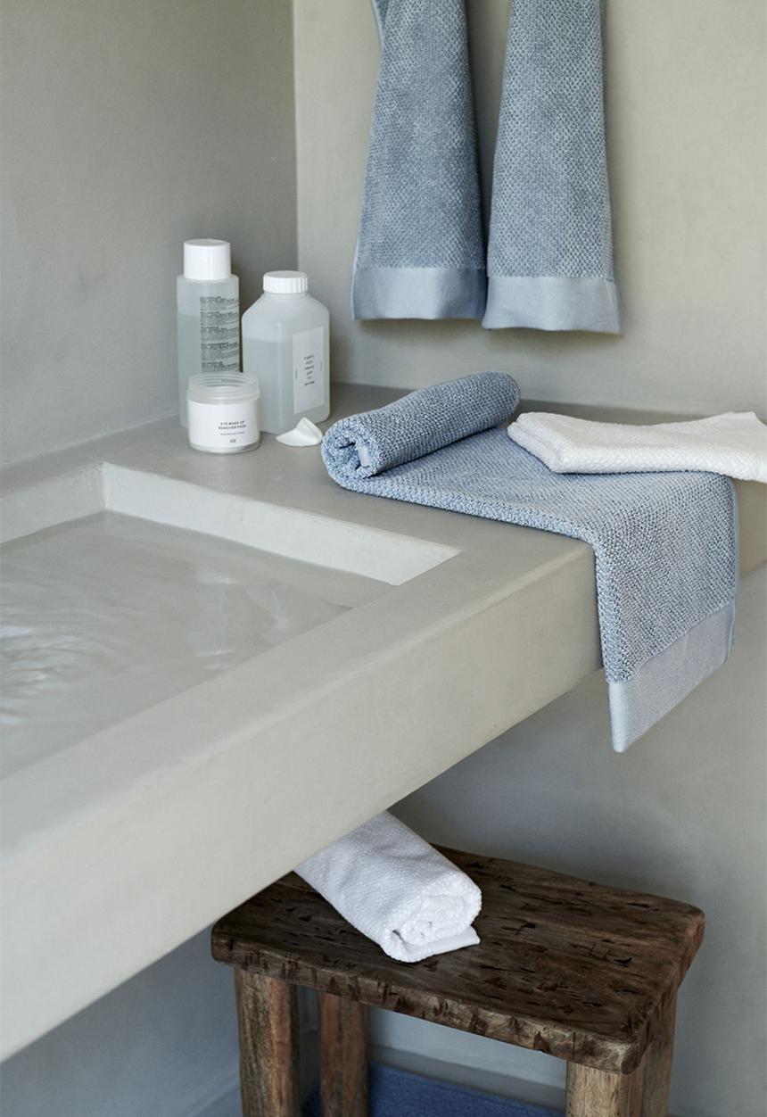 H&M - Cotton terry hand towel - blue