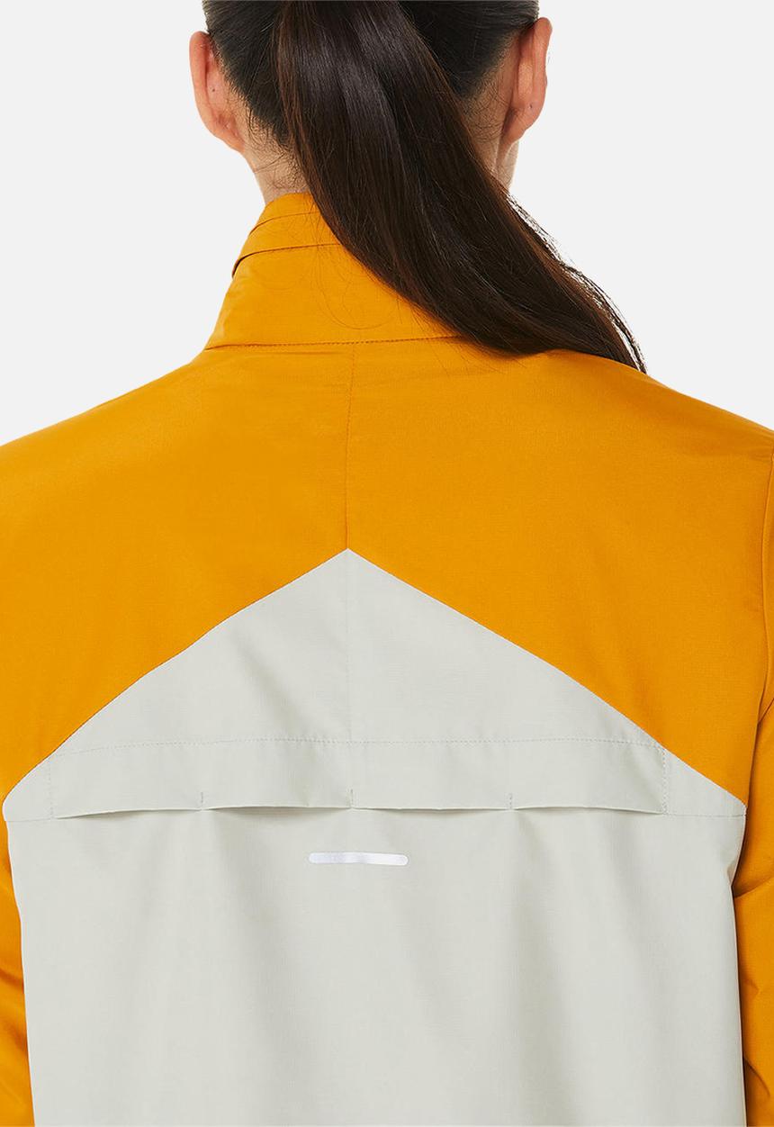 ASICS - Fujitrail anorak - sandstorm/light sage