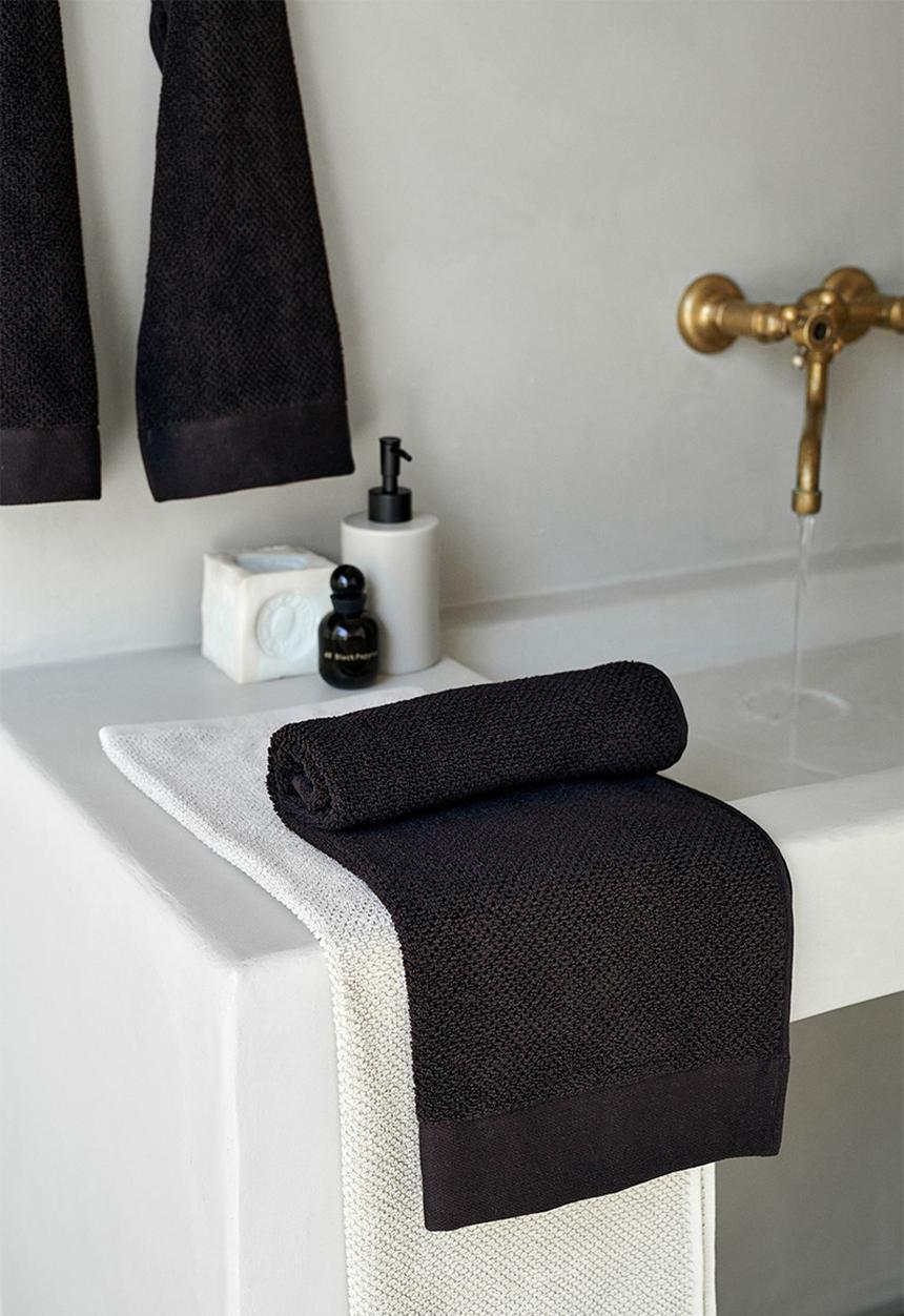 H&M - Cotton terry hand towel - black