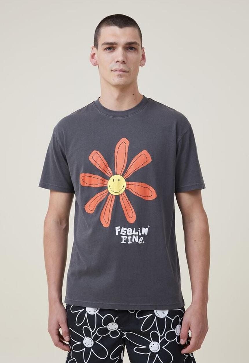Cotton On - Smiley loose fit t-shirt - lcn smi black/feelin fine 