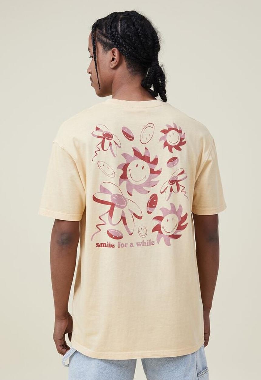 Cotton On - Smiley loose fit t-shirt - lcn smi sunbleach/sunny smile 