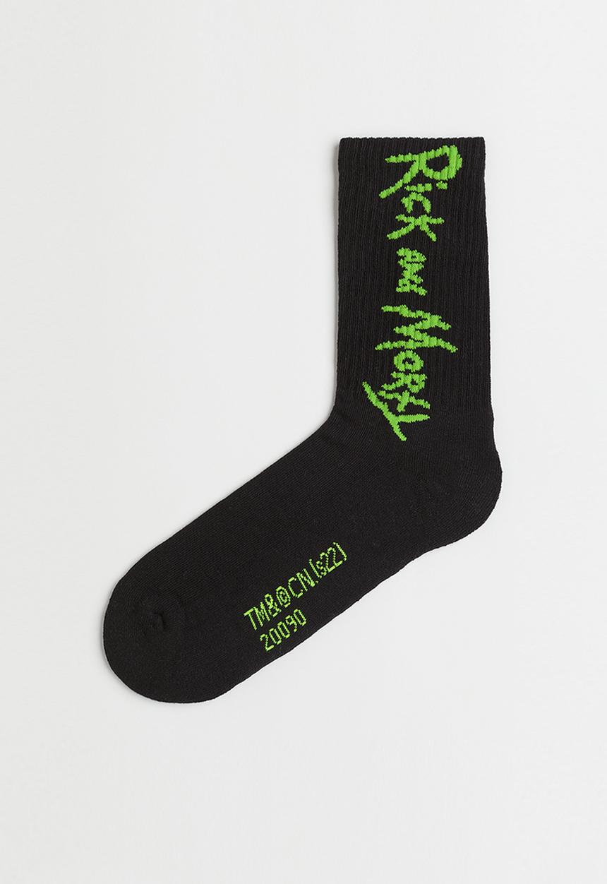 H&M - Motif-detail socks - black/rick and morty
