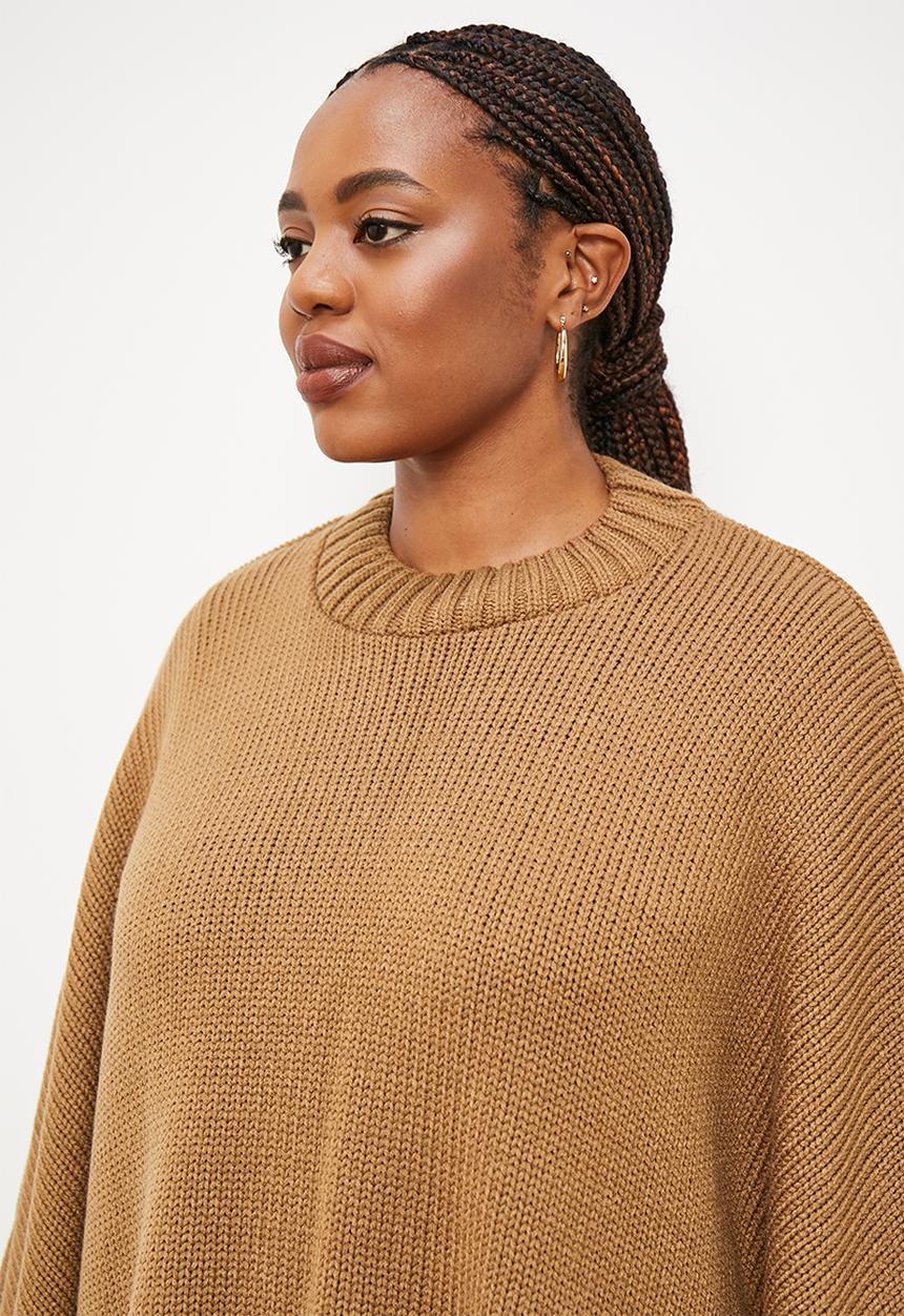 edit Plus - Poncho - camel