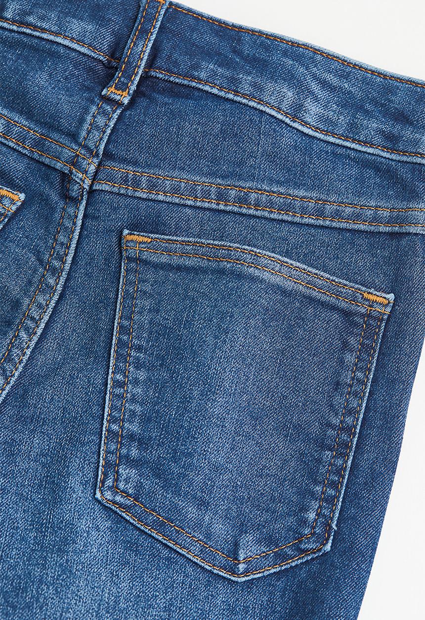 H&M - Superstretch relaxed tapered fit jeans - dark denim blue