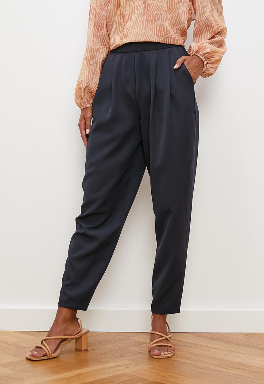 edit - Classic tapered trouser - ink