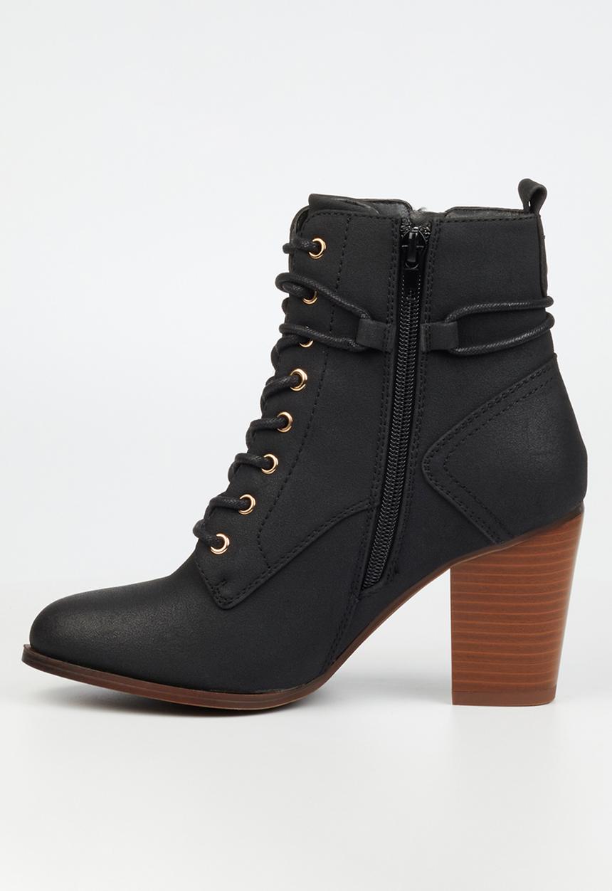 Miss Black - Ahlam 2 lace-up ankle boot - black