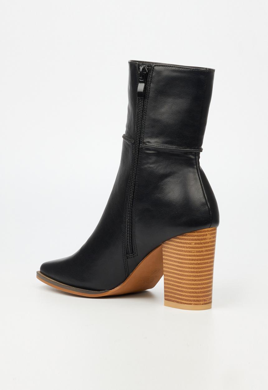 Miss Black - Ria 1 mid calf boot - black