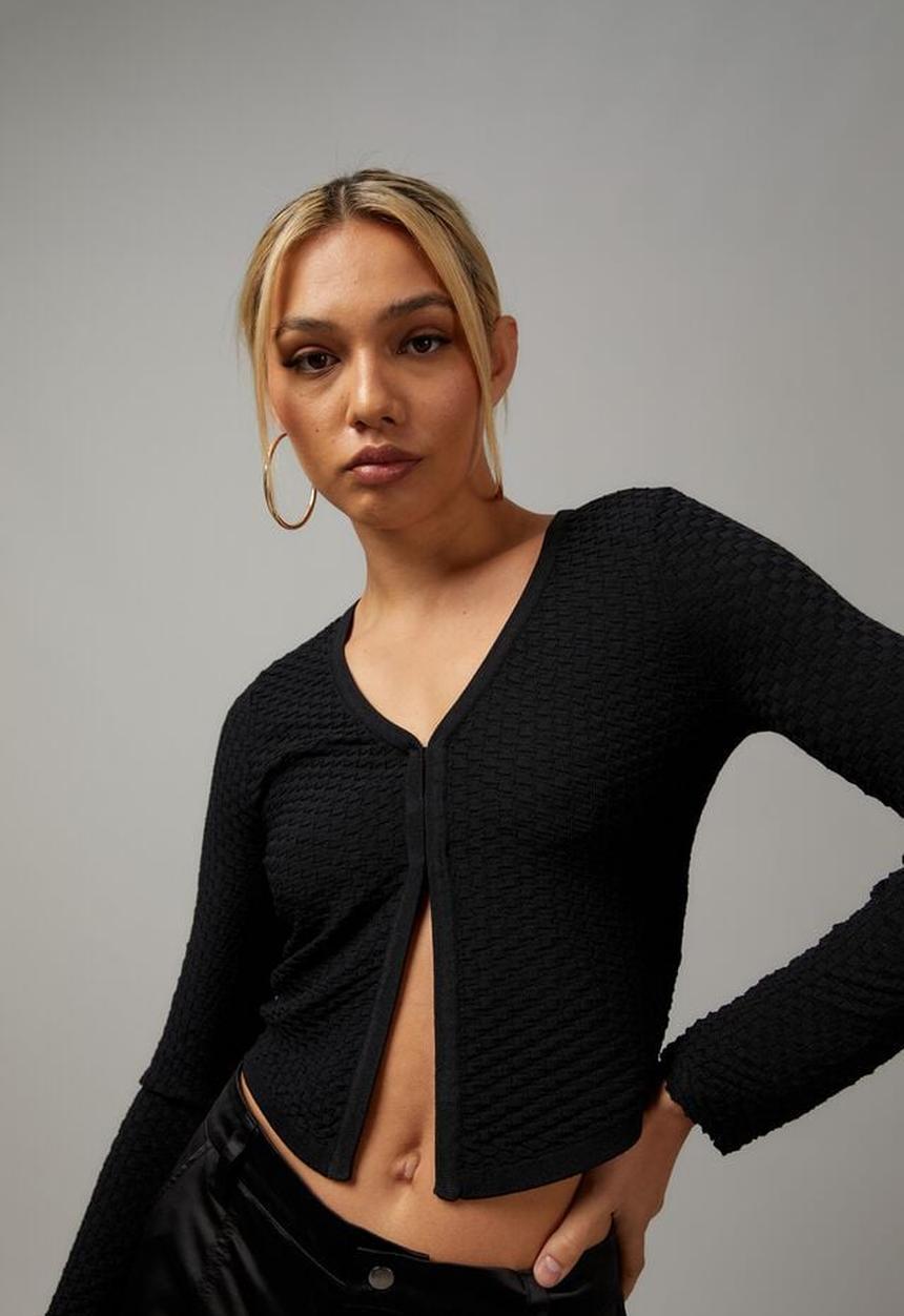 Factorie - Long sleeve clasp front knit top - black