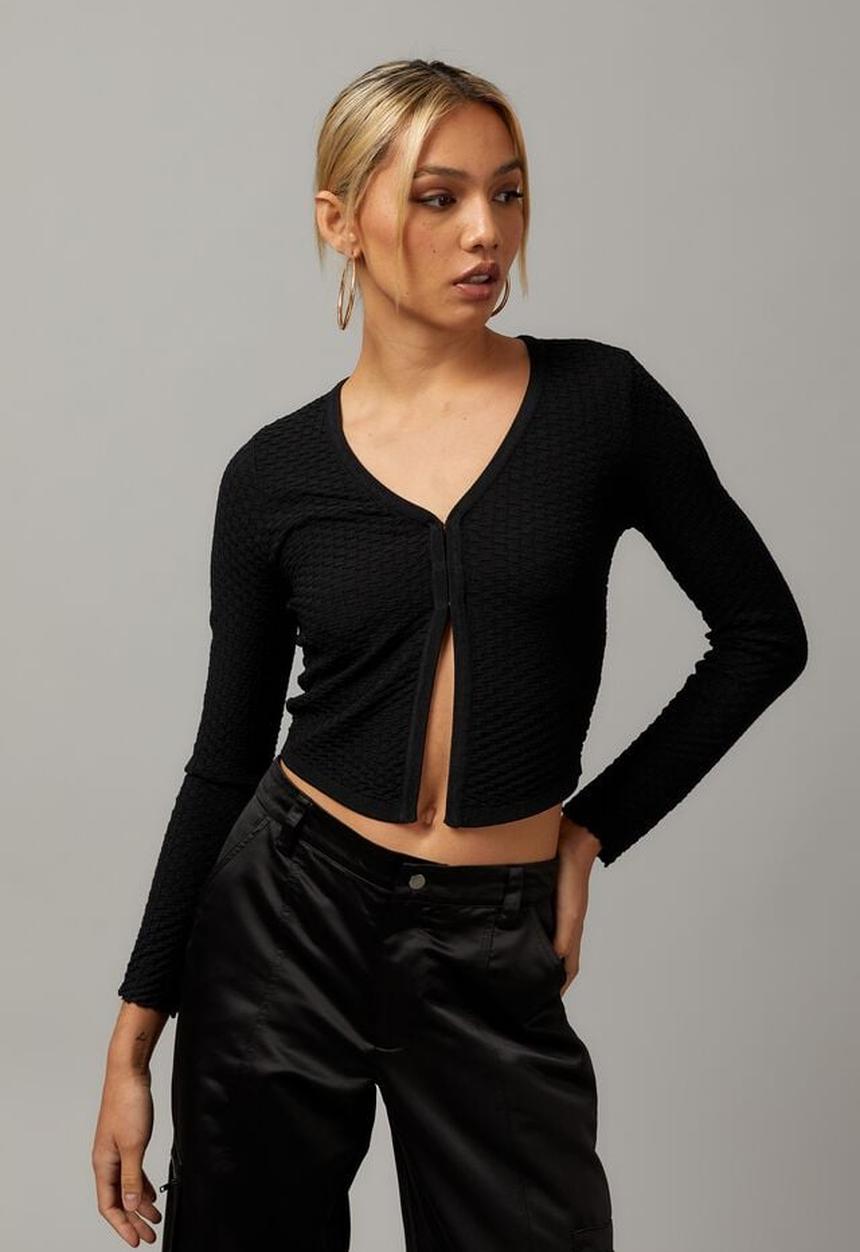 Factorie - Long sleeve clasp front knit top - black