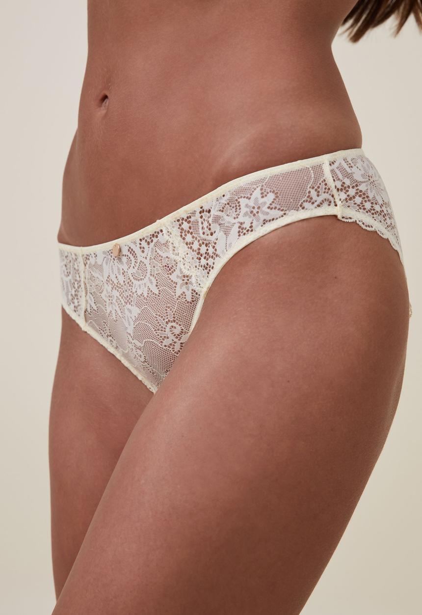 Cotton On - Cassie lace bikini brief - sugar cookie