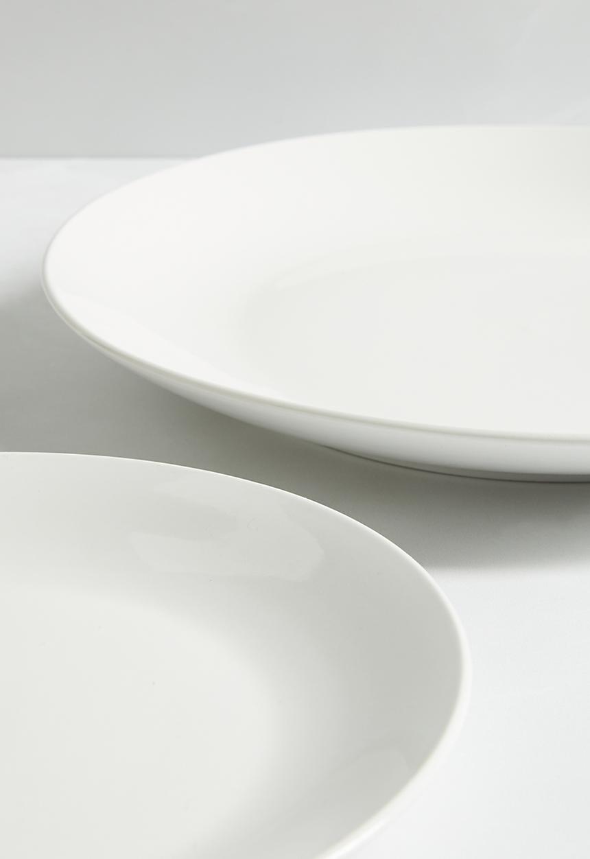 Excellent Houseware - 12 pc porcelain dinnerware set - white