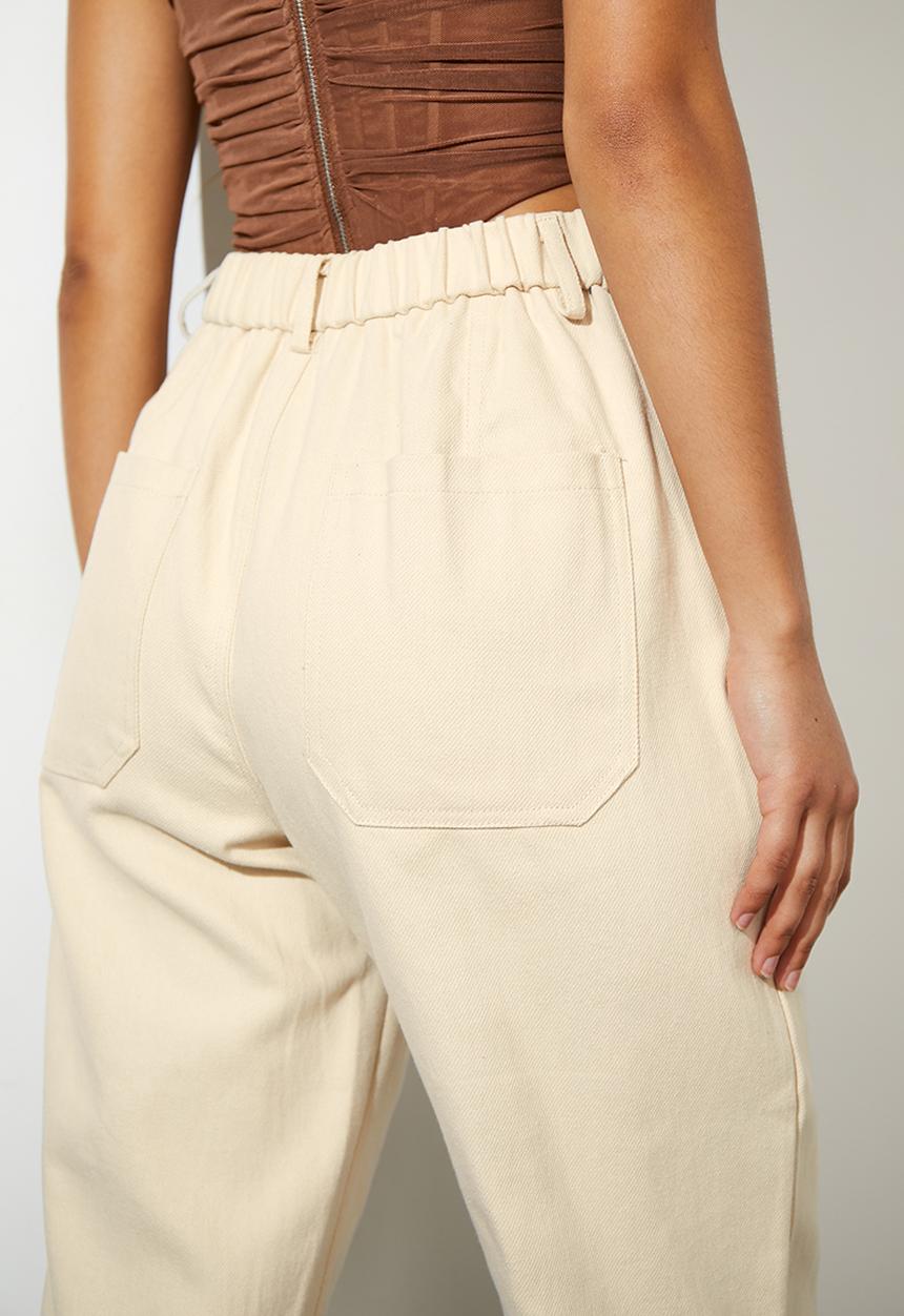 Superbalist - Patch pocket tapered trouser - ecru