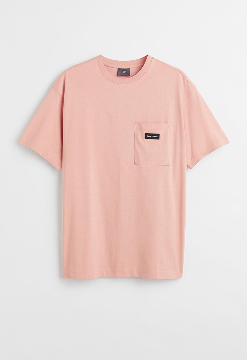 H&M - Regular fit pocket-detail T-shirt - pink