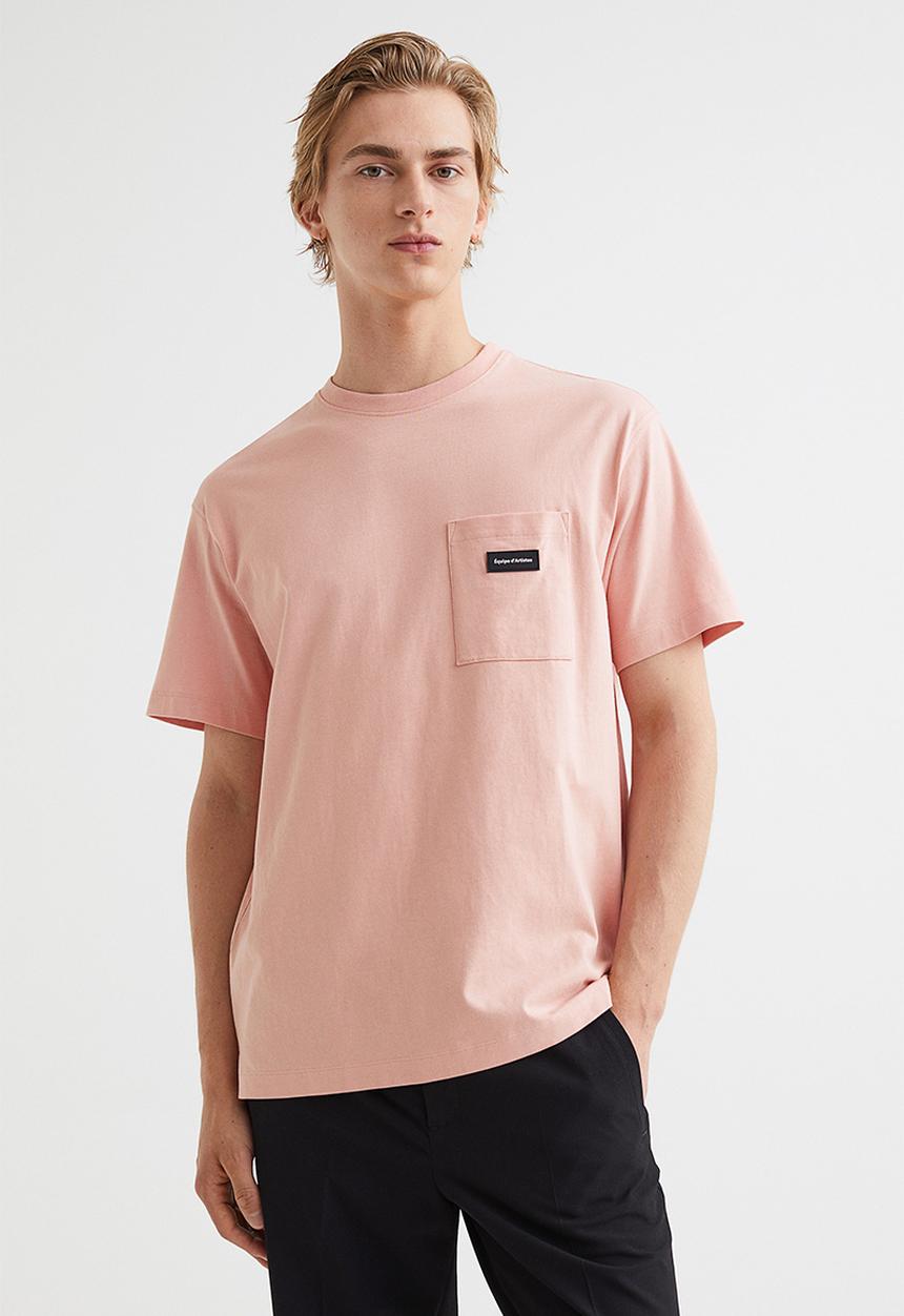 H&M - Regular fit pocket-detail T-shirt - pink