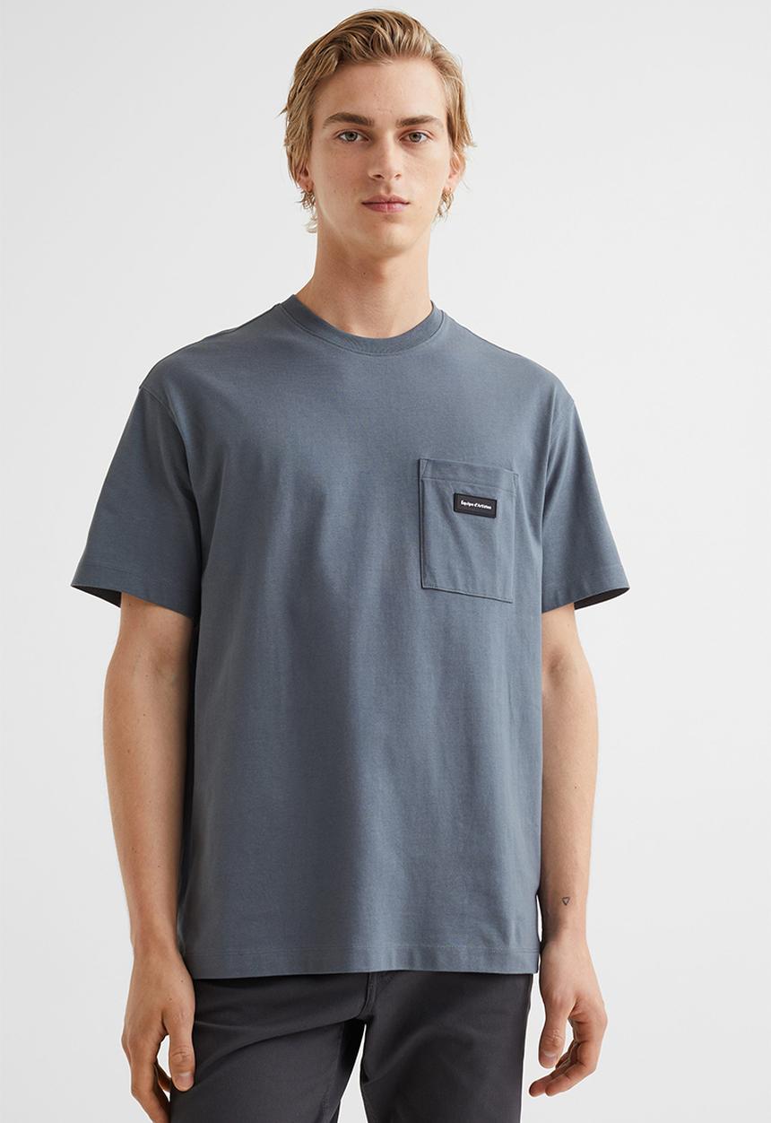 H&M - Regular fit pocket-detail T-shirt - dark grey