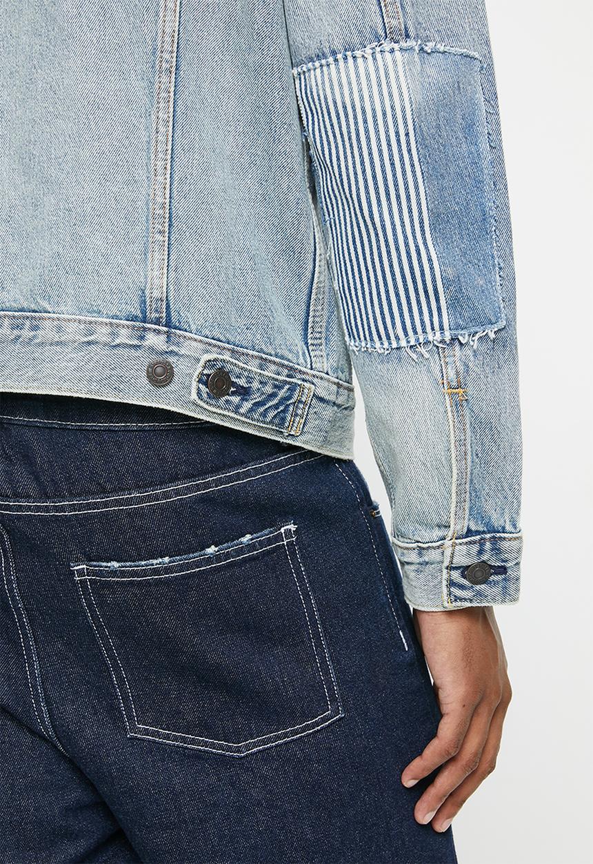 Levi’s® - The trucker jacket - light indigo