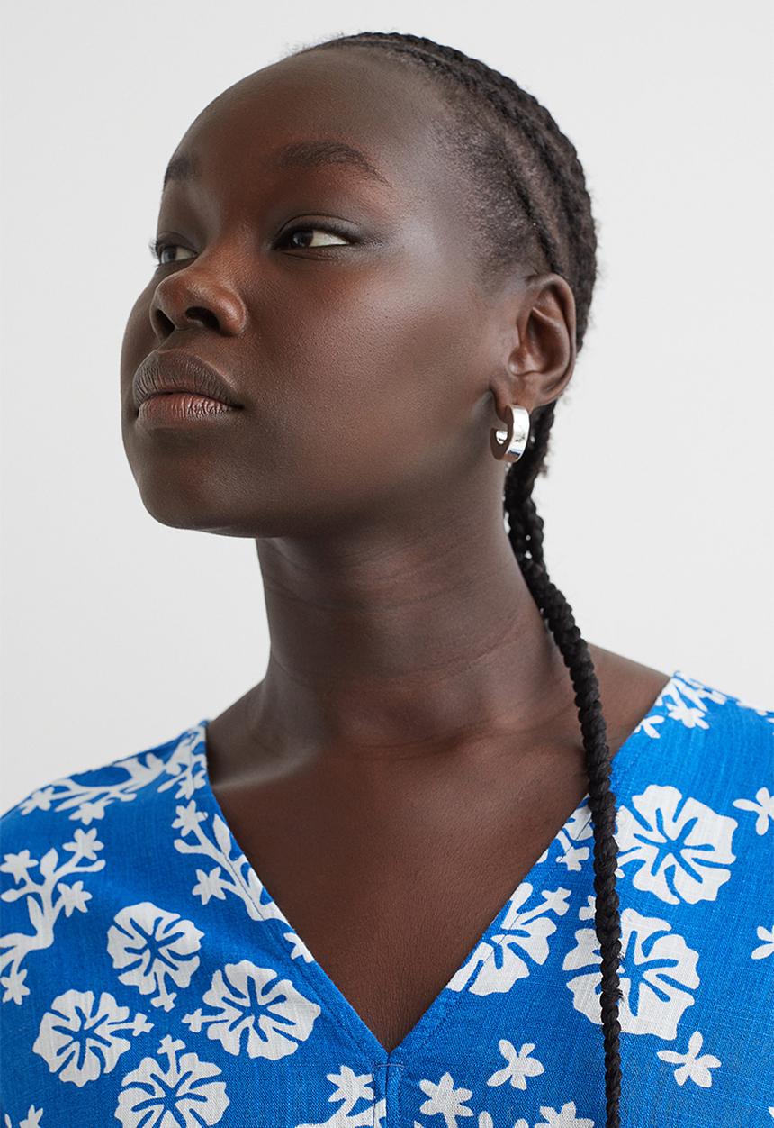 H&M - V-neck linen-blend dress - blue/multi