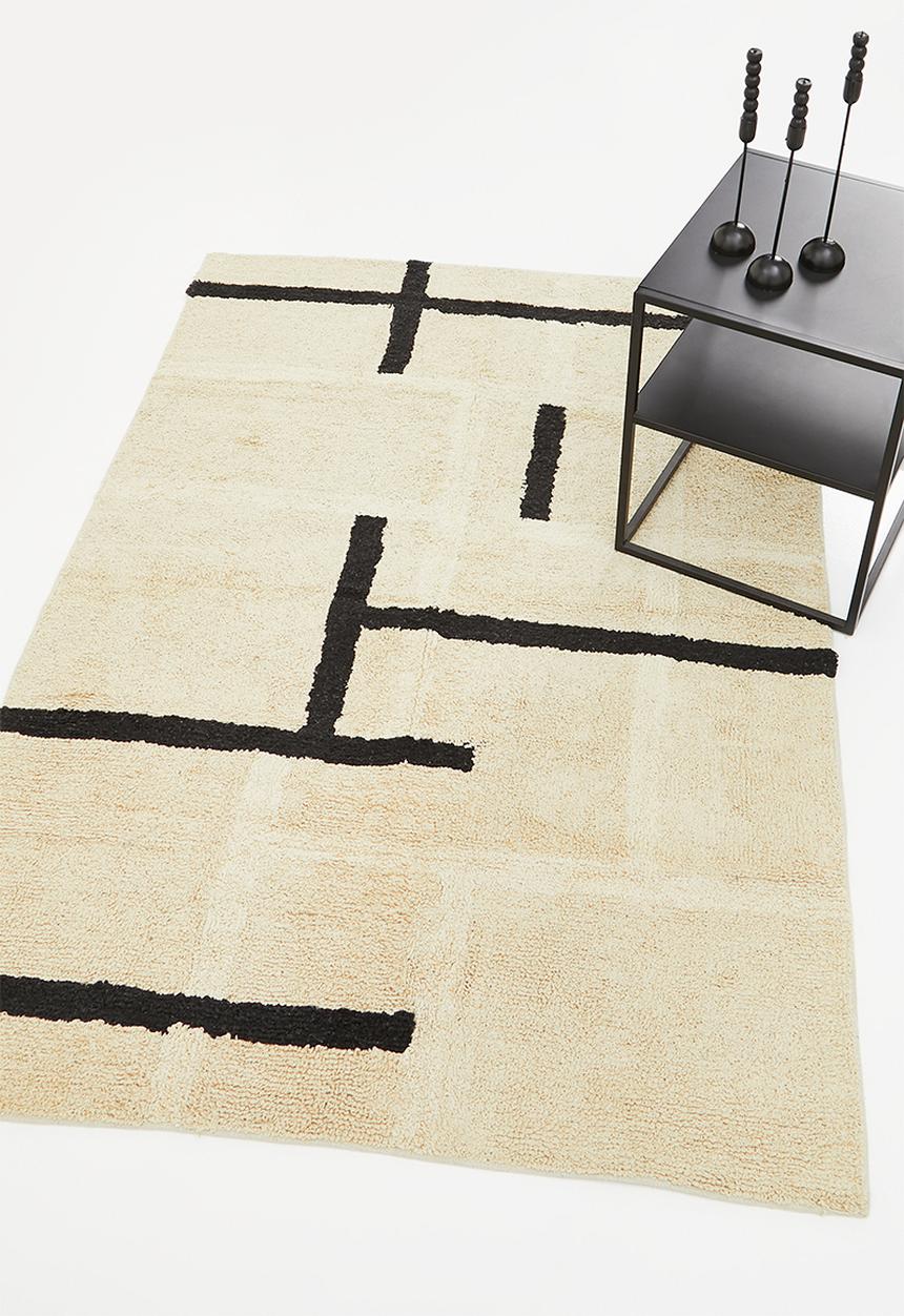 H&S - Linear cut settle tufted rug - natural & black