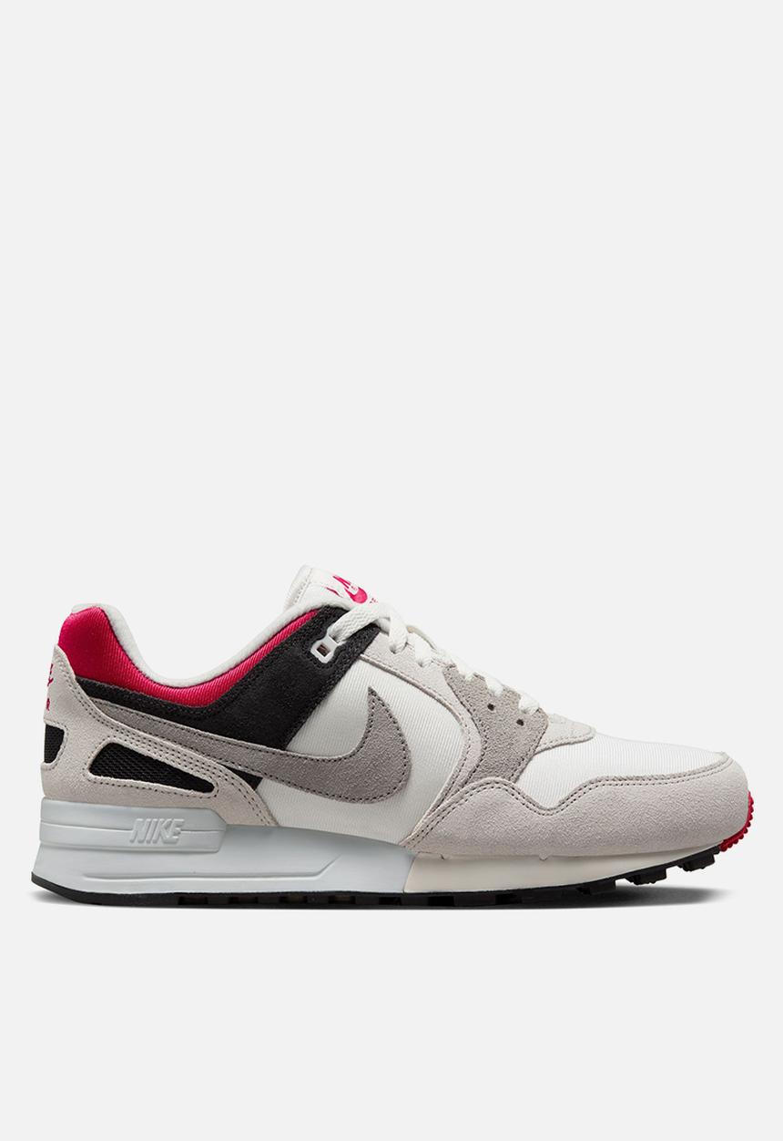 Nike - Air Pegasus '89
