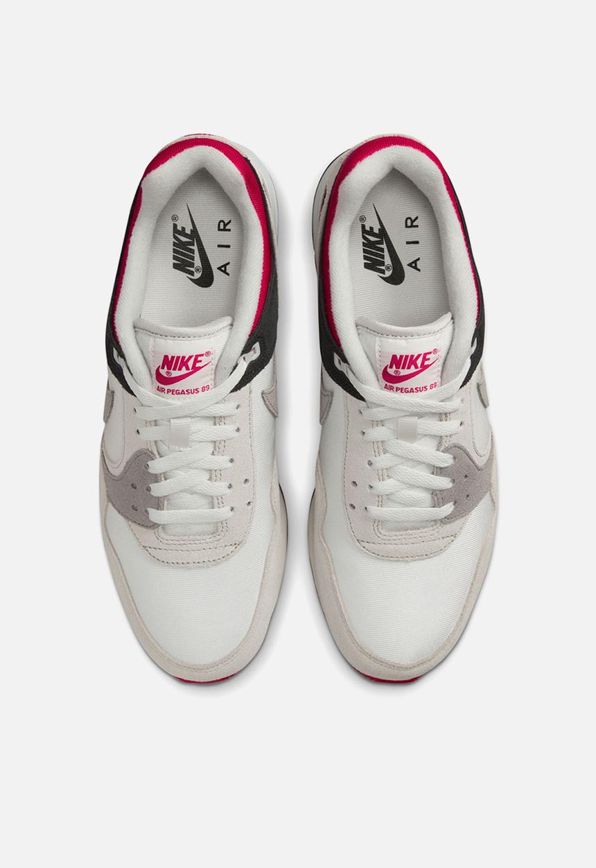 Nike - Air Pegasus '89