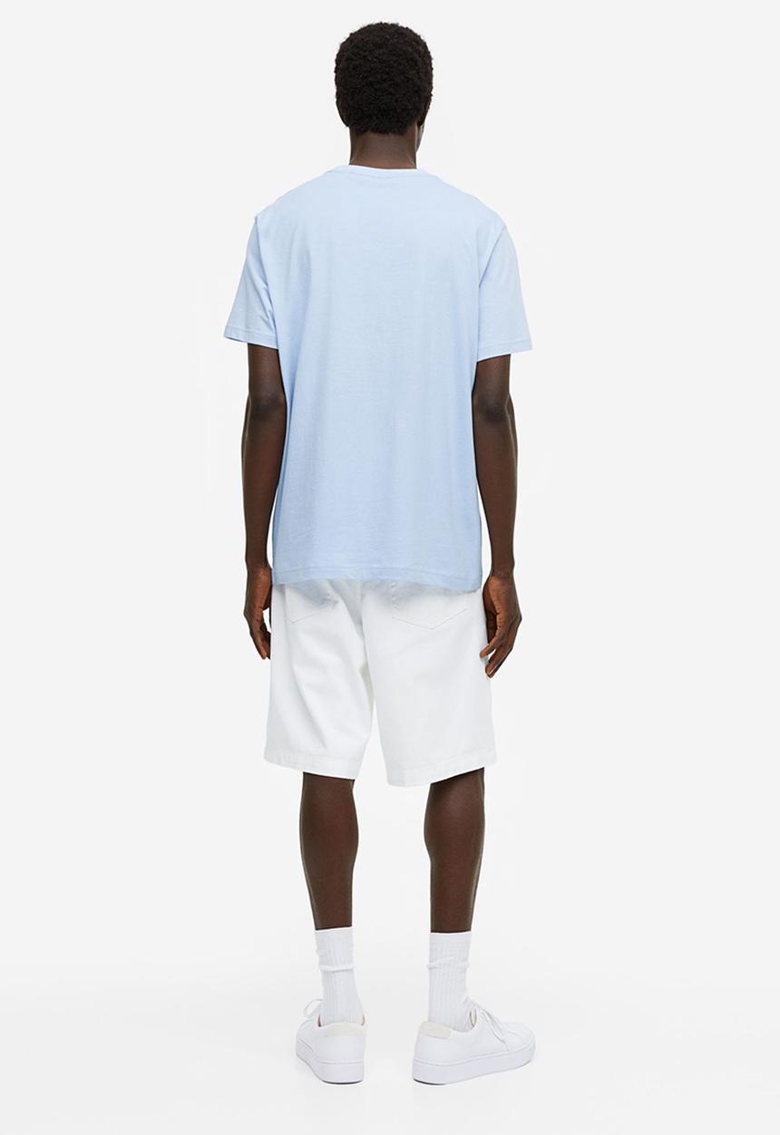 H&M - Essentials no 7: the T-shirt - light blue