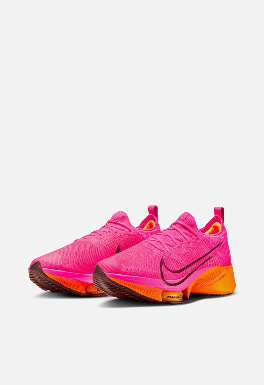 Nike - Air Zoom Tempo next%