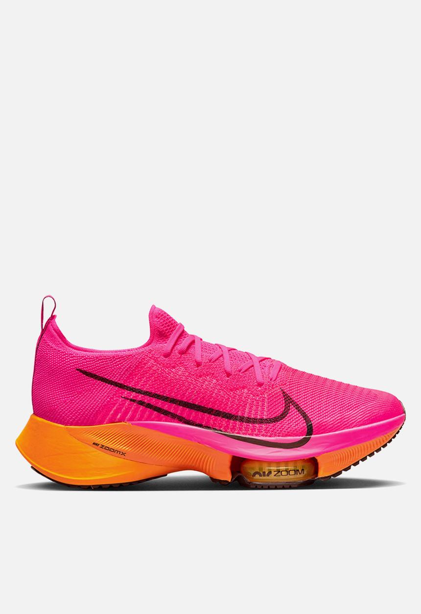 Nike - Air Zoom Tempo next%