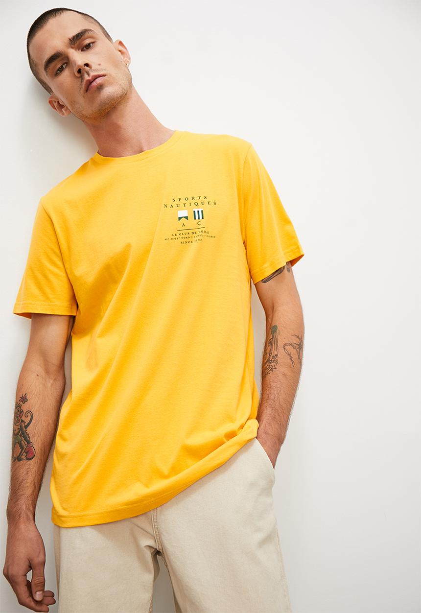 Superbalist - Graphic crew reg fit  neck tee - mustard