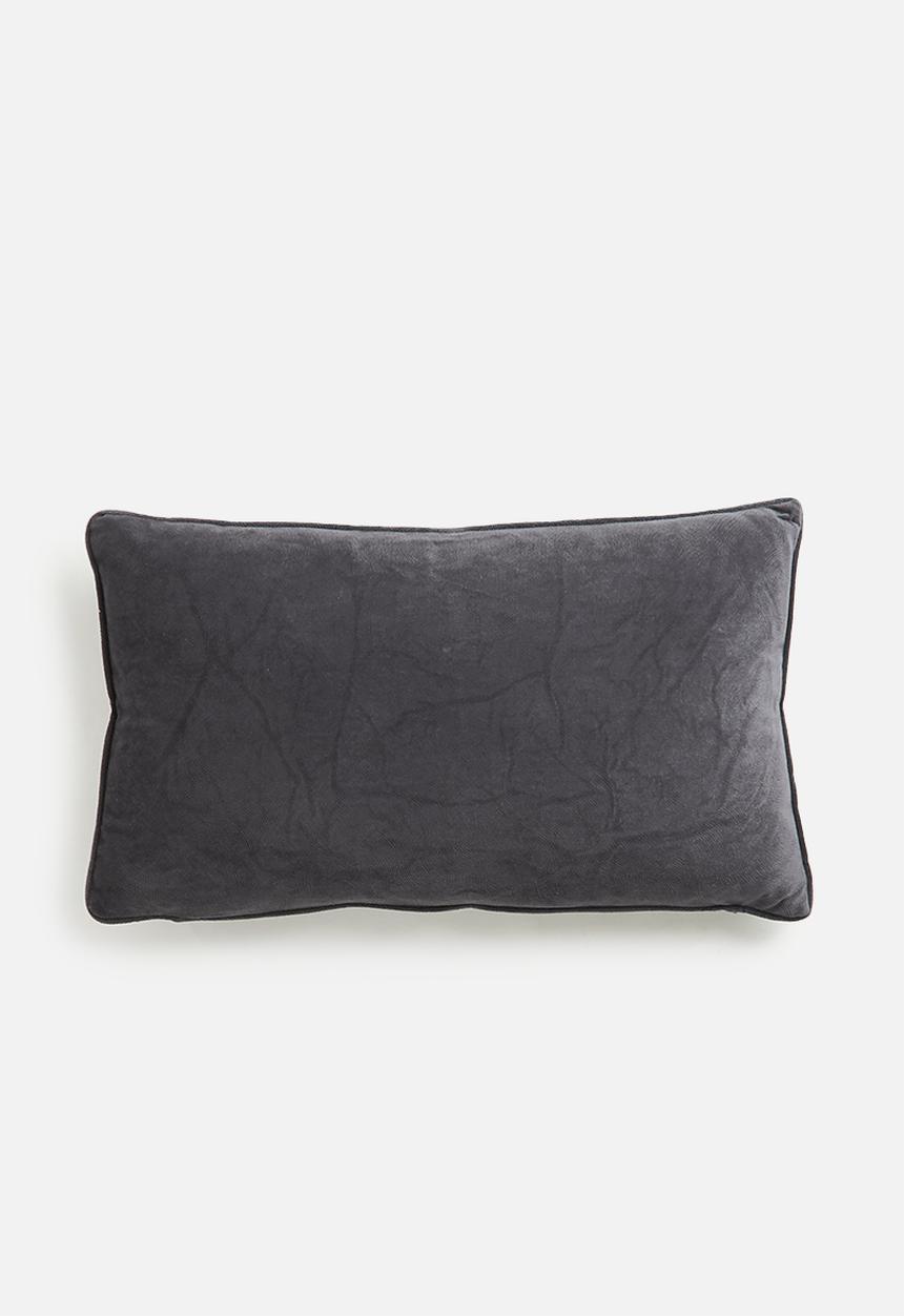 H&S - Velvet cushion - charcoal