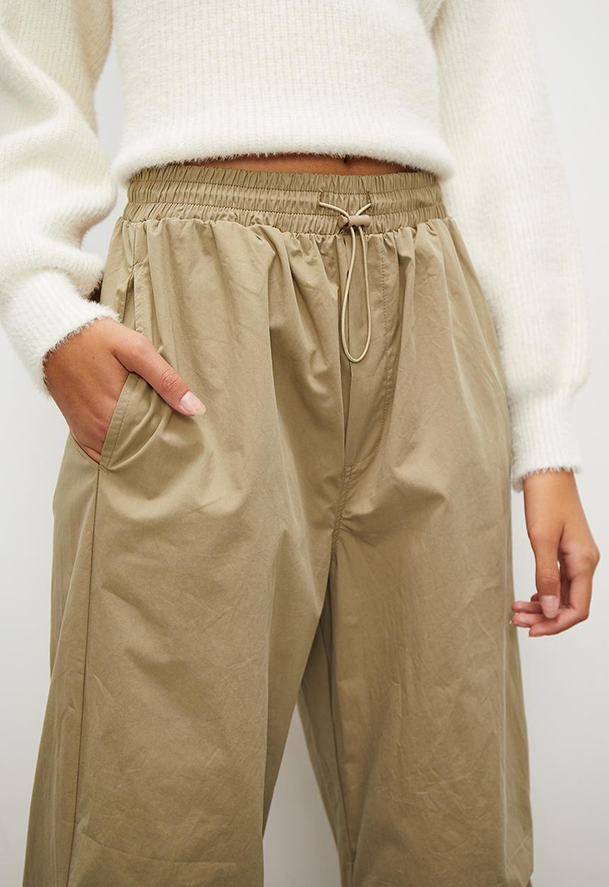 Blake - Parachute trouser - tan