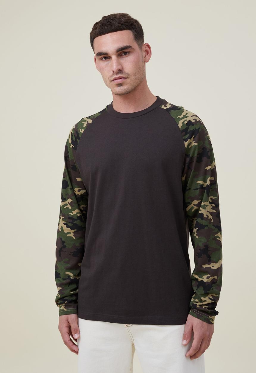 Cotton On - Raglan long sleeve T-shirt  - black/camo