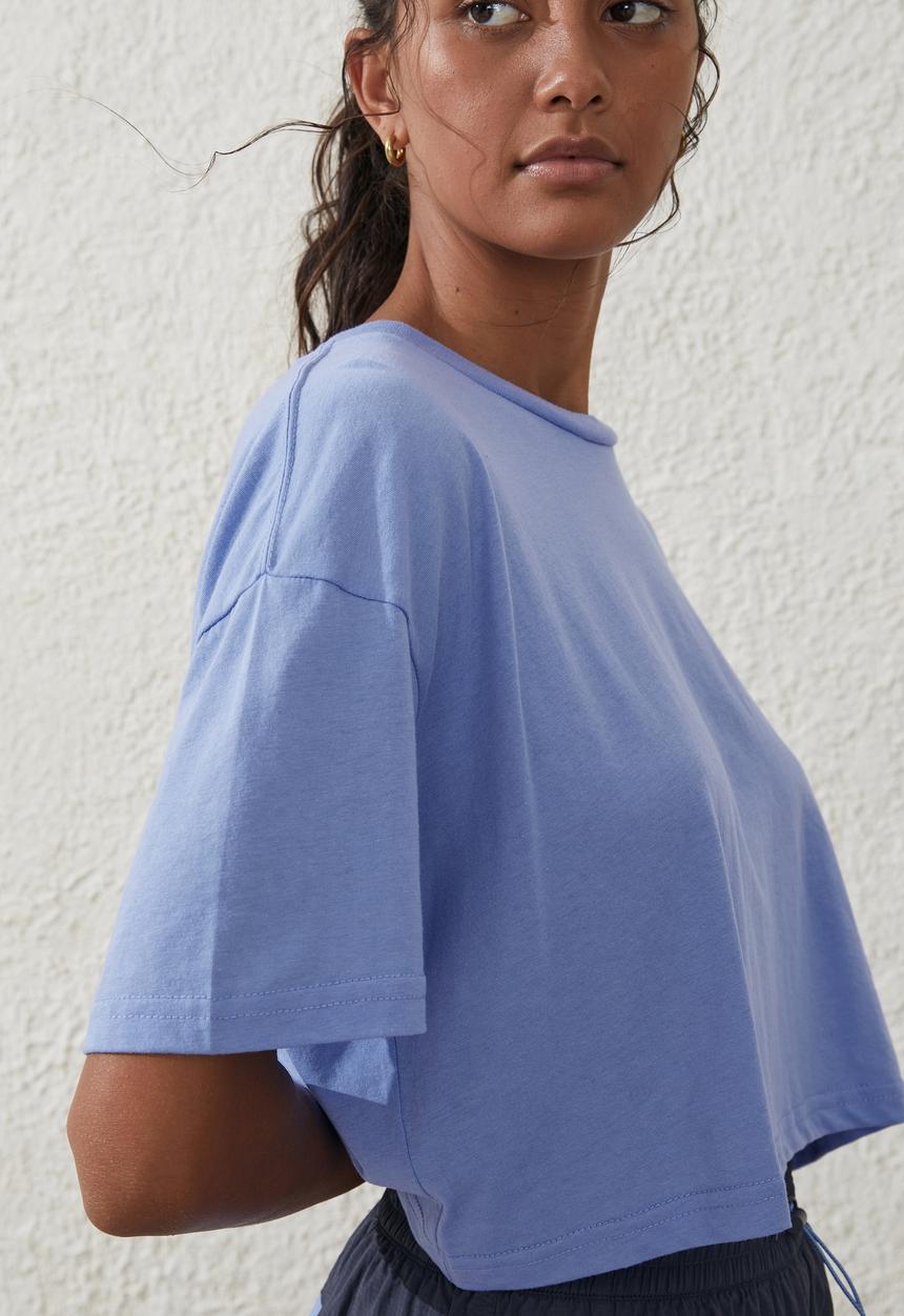 Cotton On - Relaxed active recycled T-shirt - iris flower